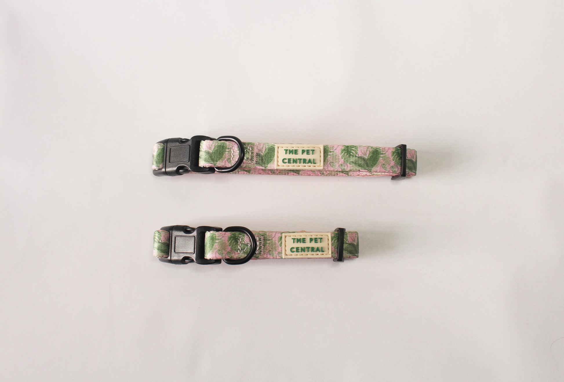 The Pet Central Tropical Bloom dog collar sizes extra small and small