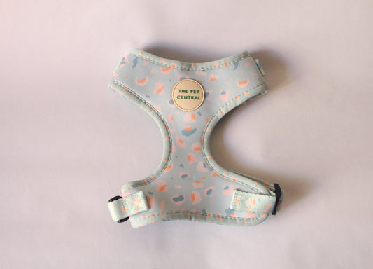 The Pet Central Blue Cheetah Dog Harness (Front)